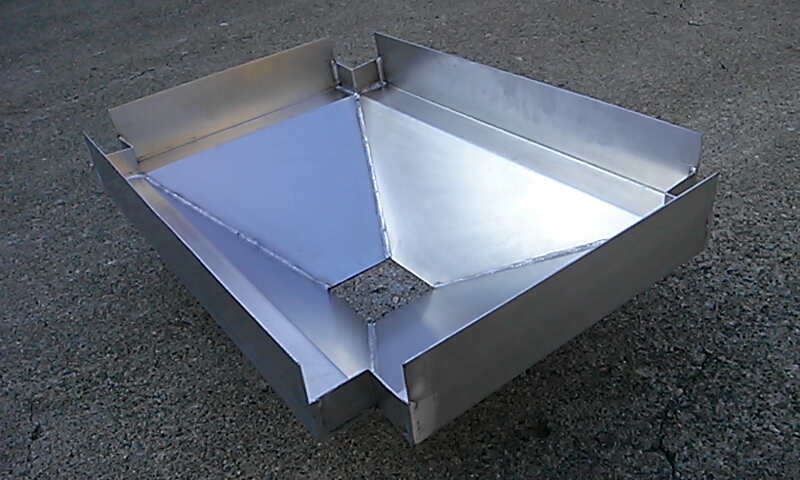 アルミ製のホッパーの製作